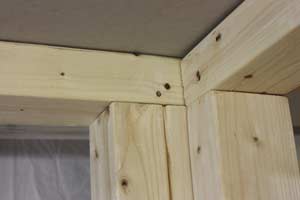 2x4 wall corner frame